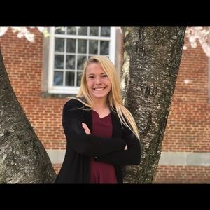 Meet your Posher, Breanna